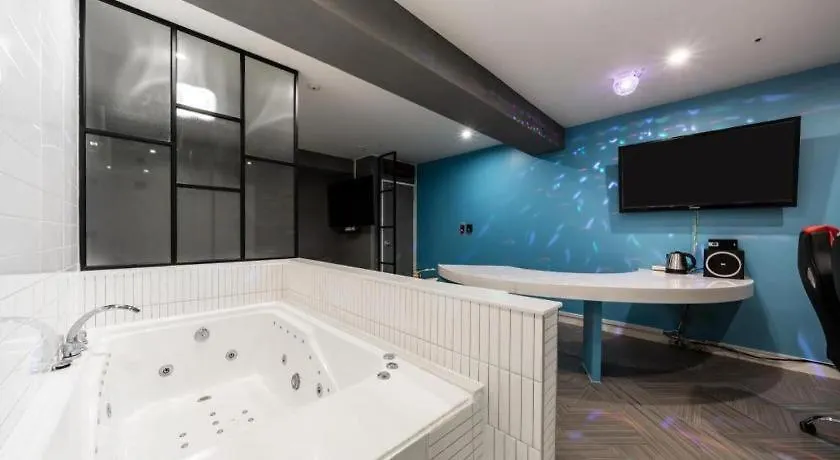 Plein Hotel Soul 2*,