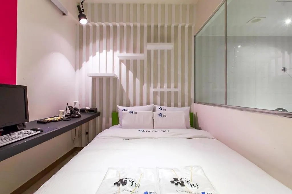 Plein Hotel Seoul 2*,  Sydkorea